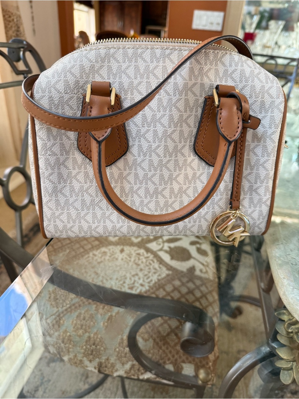 MICHAEL KORS Vanilla Signature XS Bedford Duffle Crossbody Bag -Like New $258.